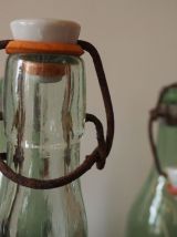 Lot de 5 bouteilles en verre soufflé