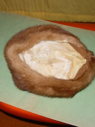 toque en fourrure