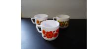 3 tasses arcopal modéle lotus