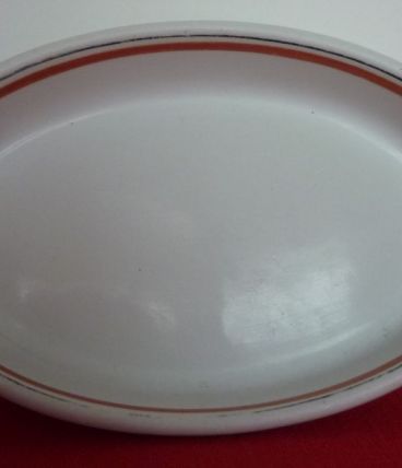 Petit plat au four porcelaine d'Auteuil