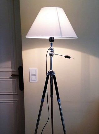 grand lampadaire créé s/anc. trépied photo noir &amp; chromé