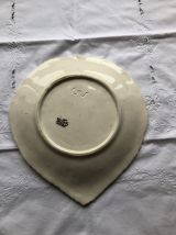 Assiette en forme de feuillle 