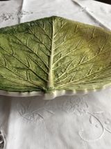 Assiette en forme de feuillle 