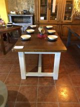 NOUVELLE TABLE DE CHENE SOLIDE DIFFÉRENTES FINITIONS TM008