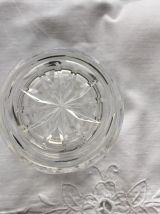 Petit vase en cristal taillé