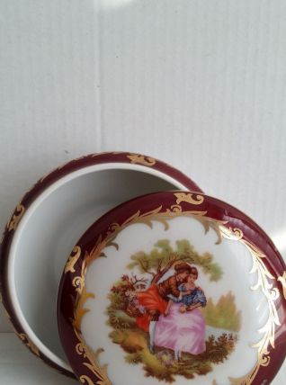 Coll.scene galante Bonbonnière porcelaine