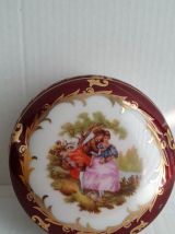 Coll.scene galante Bonbonnière porcelaine