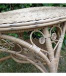 Table en rotin osier peacock vintage
