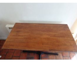 Table industrielle bistrot