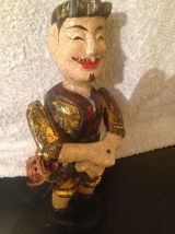 statuette
