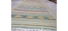 Kilim vert fait à la main 