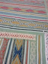 Kilim vert fait à la main 