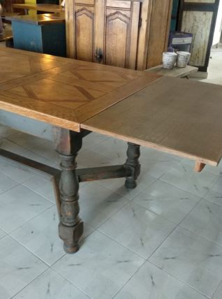 Table à rallonge en chêne de style vintage. Long max.284*84