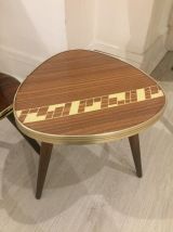 Lot Petites tables Tripode, authentique, vintage en formica.