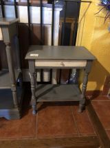DEUX TABLES D'APPOINT TA004 - TA003