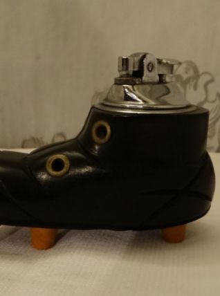 Vintage collection briquet chaussure en bois marque penguin 