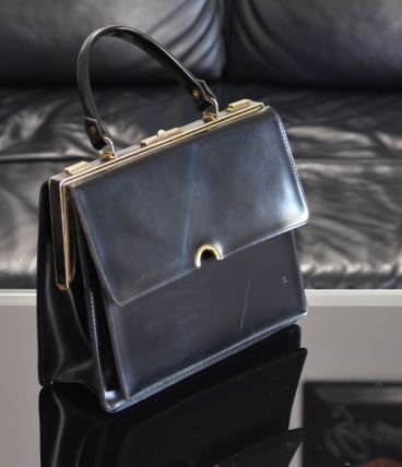 sac à main en cuir vintage