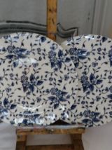 porcelaine anglaise Royal Tudor Grndley 2 assiettes à desser
