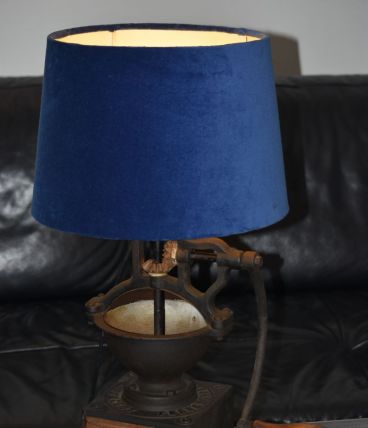 Lampe ancien moulin à café