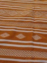Kilim jaune fait à la main 