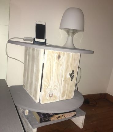 Table de chevet