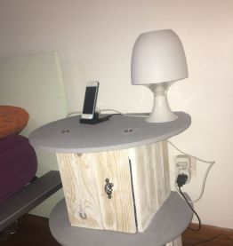 Table de chevet