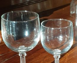 ensemble de verres à pied 