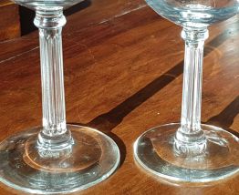 ensemble de verres à pied 
