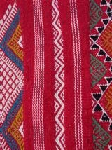 Tapis rouge berbère fait à la main 