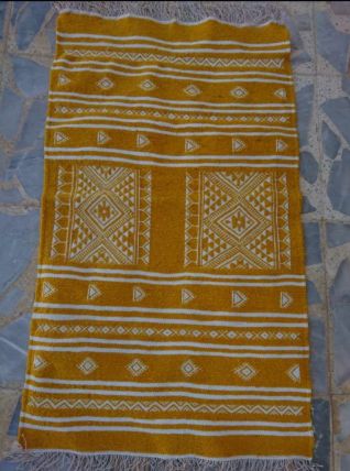 Tapis jaune et blanc en pure laine 105cm*60cm
