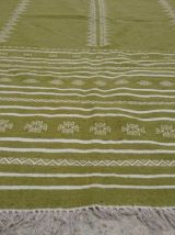 Tapis kilim vert et blanc fait main vert et blanc 