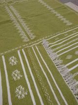 Tapis kilim vert et blanc fait main vert et blanc 