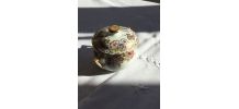 Petite boîte en porcelaine 