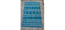 Tapis kilim berbère bleu et blanc fait main 
