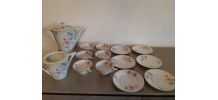 Service à café porcelaine de Limoge + 8 assiettes à dessert