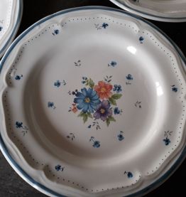 Lot de 8 assiettes  a dessert Provincial Bouquet