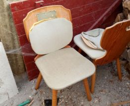 2 chaises vintage entièrement refaites