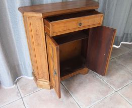 Petit meuble d'appoint