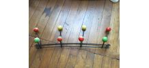 Porte manteau 50s métal &amp;amp; boules bois 8 patères 66cm env.