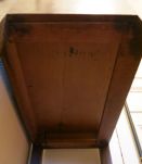 Petit meuble de métiers en bois à compartiments circa 1950