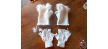 MITAINES SOIEDEREVE PEAU MOUTON ET LAINE 2 PAIRES NEUF BLANA