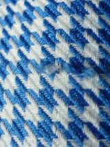 Jupe vintage pied de poule bleu et blanc en bon état 
