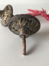 Paire de boutons de porte anciens en laiton doré
