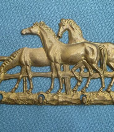 Accroche clées motif chevaux en laiton ;vintage