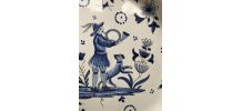 Grand plat en faience