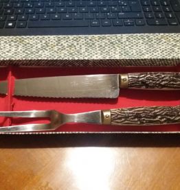 service de couteau et fourchette a viande