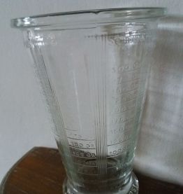Verre gradué Mougin