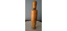 Ancienne bouchonneuse en bois	