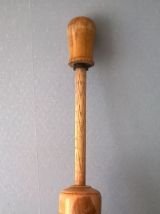 Ancienne bouchonneuse en bois	