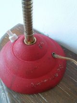 Lampe de bureau rouge